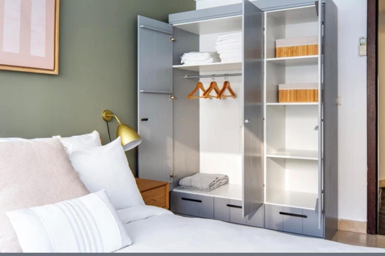 Bright 1Bedroom Apartment Centrally Located With Most Beautiful Views From Seine At 10 Minutes Walking From Beaugrenelle Shopping Mall And Eiffel Tower Париж Екстер'єр фото